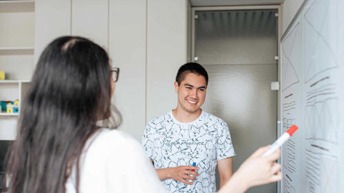 Lernen in der Paulinenpflege, Ausbildung, E-Commerce