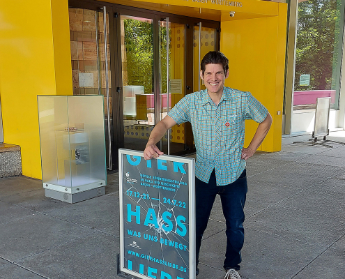 Werkstatt-Beschäftigter Niko Daoutis und sein Brief im Haus der Geschichte Stuttgart